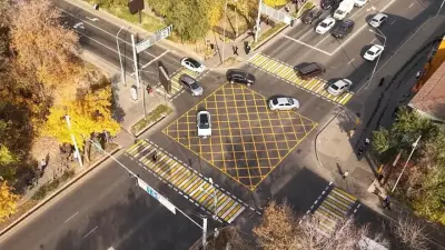 Алматыда 10 көшенің қиылысында "вафельді" жол белгілері пайда болды