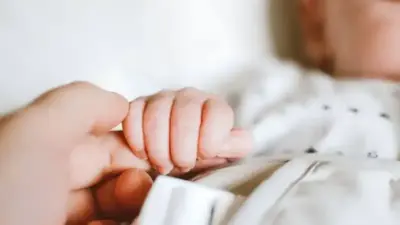 300 млрд теңге: қазақстандықтарға бала туу және бала күтіміне байланысты жәрдемақылар төленді