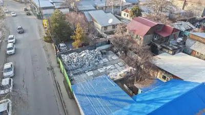 Алматыда заңсыз салынған тағы бір нысан бұзылды