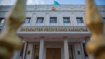 Қазақстанның Ресейдегі елшілігі шетел азаматтарына ЖСН беруді тоқтатты