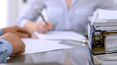 Маңғыстау облысында ата-аналар білім бөлімінің қызметкеріне алдандық деп шу шығарды