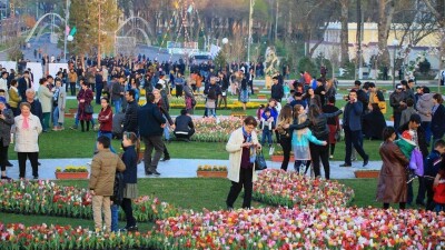 Өзбекстанда қоғамдық шараларда тегін тауар таратуға тыйым салынды