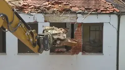 "Далада қалатын болдық". Петропавл жұрты үйлерінің бұзылуына қарсы шықты