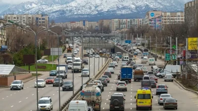 Қазақстанда жүргізуші куәлігінсіз және ішімдік ішіп көлік жүргізетіндерге жаза күшейтілді