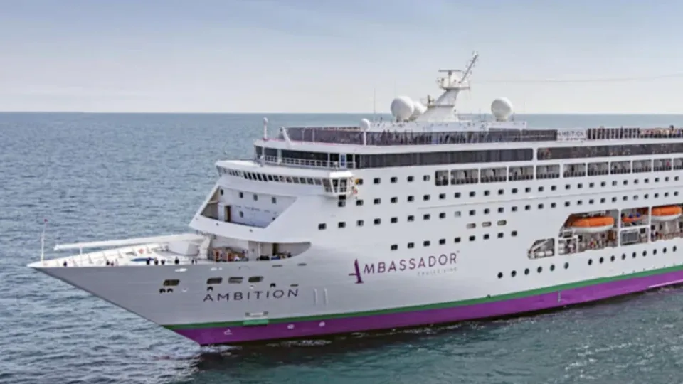 Фото: Ambassador Cruise Line