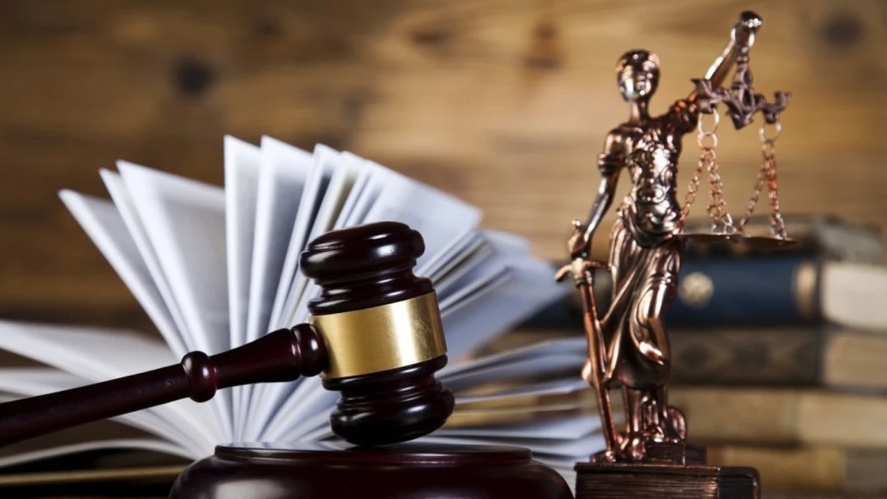 Мен нағашы апамның суреттерін сиқтым Топтық секс сахнасындағы жастардың үйдегі орыс порносы