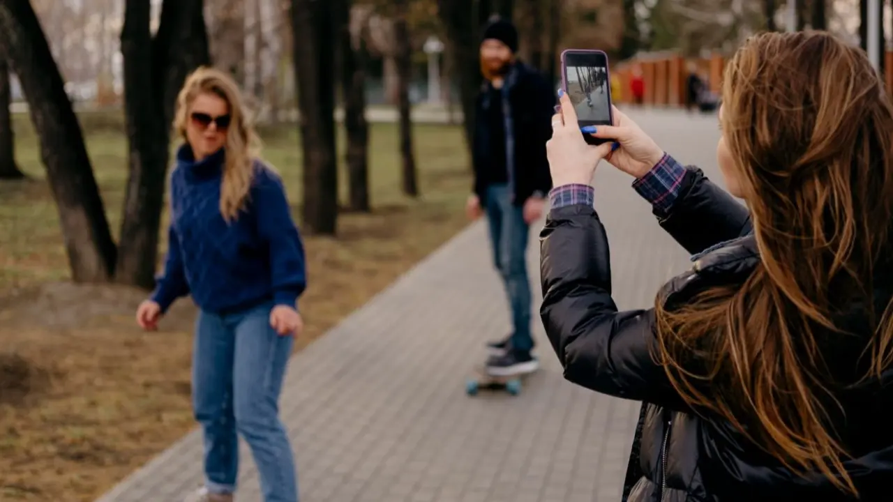 Қазақстанда қоғамдық орындарда рұқсатсыз фото-видео түсіруге тыйым салынуы мүмкін