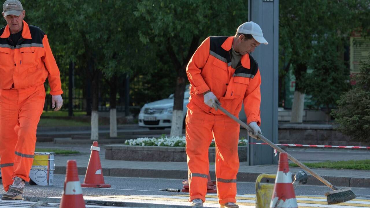 Алматыда Розыбакиев көшесінде көлік қозғалысы шектеледі