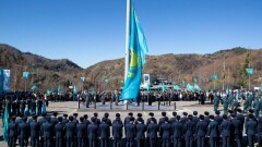 В Алматы в честь Дня Республики состоялась церемония поднятия государственного флага 