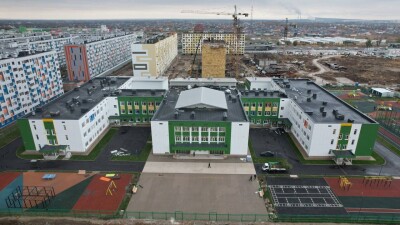 С 2025 года школы Алматы начнут переводить в одну смену