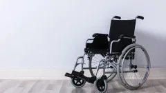 Подростка задержали в Кызылорде после видео с травмой на ноге ребёнка с инвалидностью