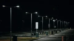 Есть вопрос на тротуарах, но в целом Алмалинский район освещён – аким