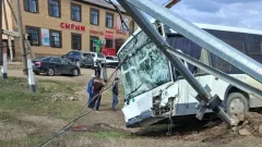 Школьный и маршрутный автобусы столкнулись в ЗКО: есть пострадавшие