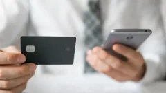 Показывал продавцам поддельный QR-код: подозреваемого в мошенничестве задержали в Астане