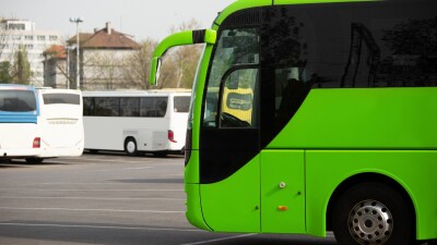 Почему в пригород Алматы не могут запустить большие автобусы