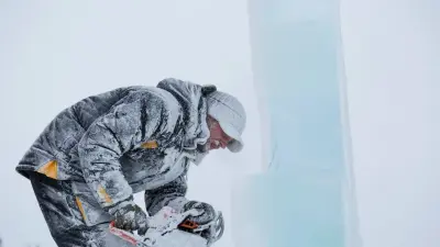 Морозы в Казахстане: кто может рассчитывать на удалёнку, оплачиваемые перерывы и сокращённый рабочий день