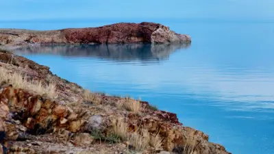 Нет условий: озеро Балхаш переживает туристический застой