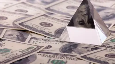 Вкладчики потеряли 110 млн тенге: дело о финпирамиде Boxy Wealth направили в суд