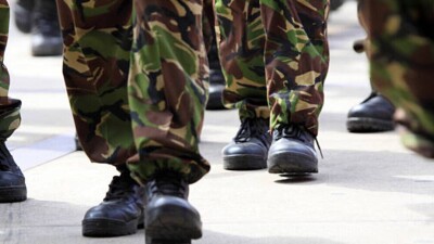 В Уральске призывник выпал из окна военкомата при попытке побега