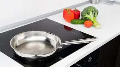 "Реальные риски для потребителей". Более 1000 опасных электроплит пытались ввезти в Казахстан