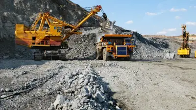 Главу компании осудили за незаконную добычу железной руды на 1 млрд тенге в ВКО