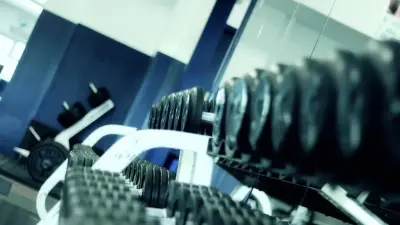 Фитнес-клуб Боранбаева в Астане выставят на торги, а инвентарь отдадут спортшколам