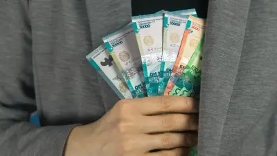 В СКО блогеров лишили свободы за вымогательство у торговых сетей