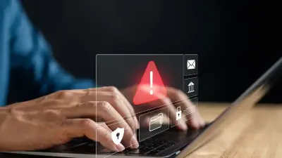 "Люди гонятся за лёгкими деньгами". Почему мошенникам удаётся обмануть не только пожилых, но и молодёжь