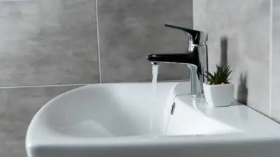 Горячую воду на день отключат в одном из районов Алматы