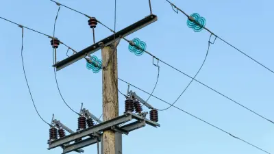 Аким Алматы поручил ускорить передачу электросетей ЖК "Алма Сити-5" обслуживающей организации