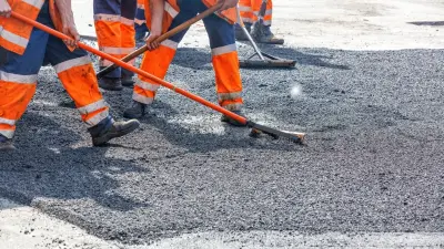 Дорожным рабочим собираются выдавать премии в Алматы