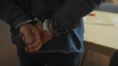Подозреваемого в разбое 20-летней давности экстрадировали из России в Казахстан