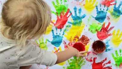 "Устрою ребёнка в детсад". Женщину задержали по подозрению в мошенничестве в Астане