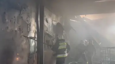 При пожаре на заводе в Жетысуской области из ближайших домов эвакуировали 200 человек