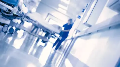 Для безопасности медиков: 152 полицейских поста появились в стационарах Казахстана