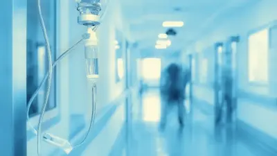 Двое мужчин устроили драку в больнице Шымкента, один получил травму головы