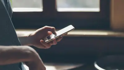 На общественные работы отправили жителя Астаны за оскорбление оператора 