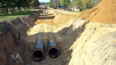 Подрядчика заставили демонтировать некачественно построенный участок канала в Жамбылской области