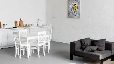 Подозреваемую в сдаче "призрачных" квартир в аренду задержали в Шымкенте