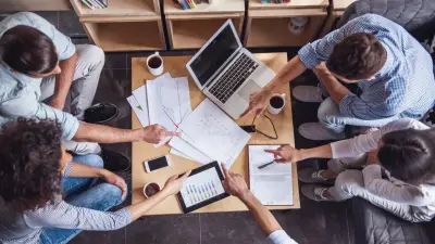 В Казахстане планируют изменить категории иностранцев, которые могут работать вне квоты и без разрешений