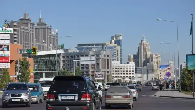 Участок улицы Домалак ана в Астане частично перекрыли до 22 мая