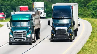 Весенние ограничения для грузовиков вводят больше чем на месяц в регионах Казахстана