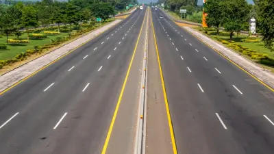 Самые популярные платные участки дорог определили в Казахстане