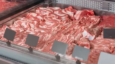 Шесть тонн мяса неизвестного происхождения изъяли полицейские на рынках Астаны