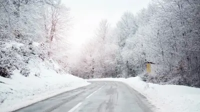 Водителей семи областей предупредили о непогоде на трассах Казахстана