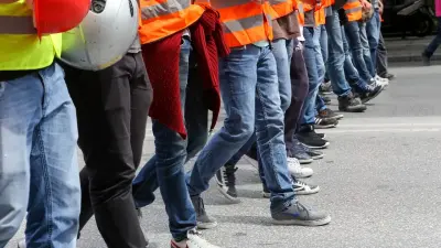 Число забастовок с приостановлением работы снижается в Казахстане