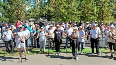 Как попасть на бесплатные занятия по скандинавской ходьбе в Астане