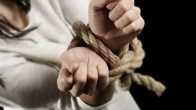 Связали скотчем: по факту истязаний в Таразе завели уголовное дело