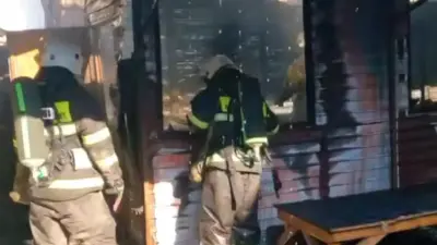 Очередной пожар на барахолке в Алматы: спасатели использовали дроны для тушения