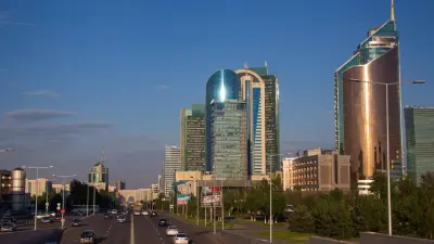 Участок проспекта Улы Дала в Астане частично перекрыли до 17 мая